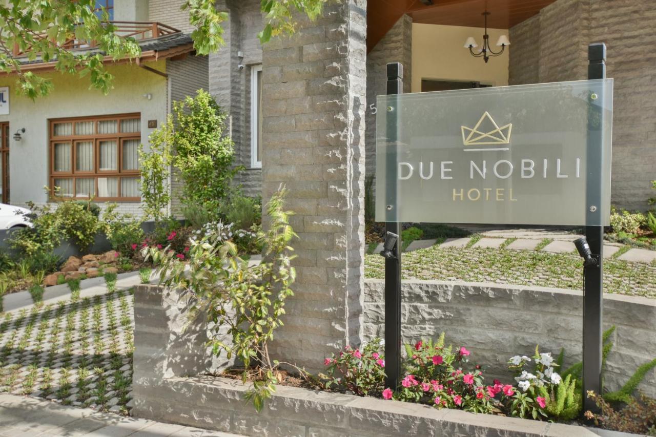 Hotel Due Nobili グラマド エクステリア 写真